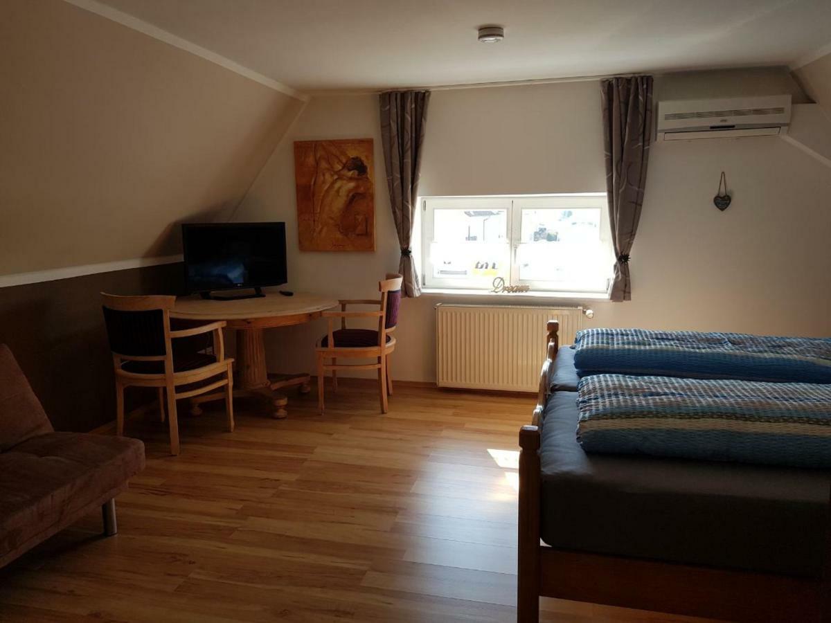 Ferienwohnung "Zum Hexenhaeusle" Weißenburg in Bayern Exterior foto